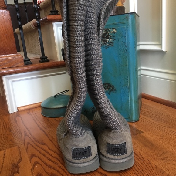 Ugg Sweater boots - Picture 3 of 5